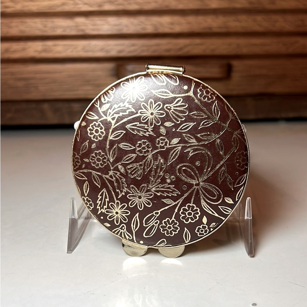 Vintage compact mid century 50-60’s Florentine Italian leather, gold gilt mirror - Picture 4 of 9